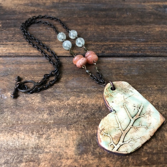 Ceramic Heart Gemstone Necklace - Picture 3 of 7